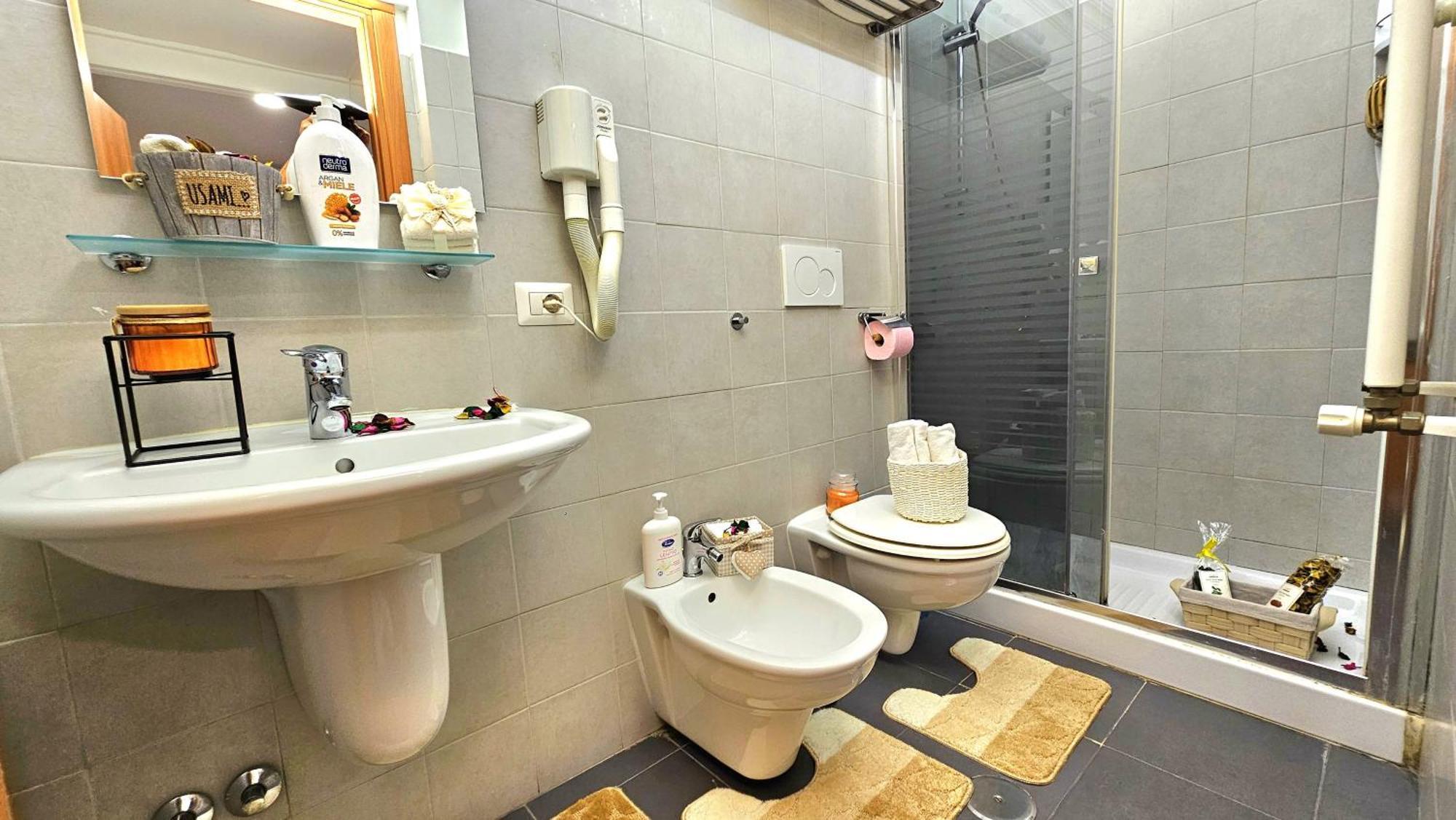 Апартаменты A Casa Simpatia Рим Экстерьер фото