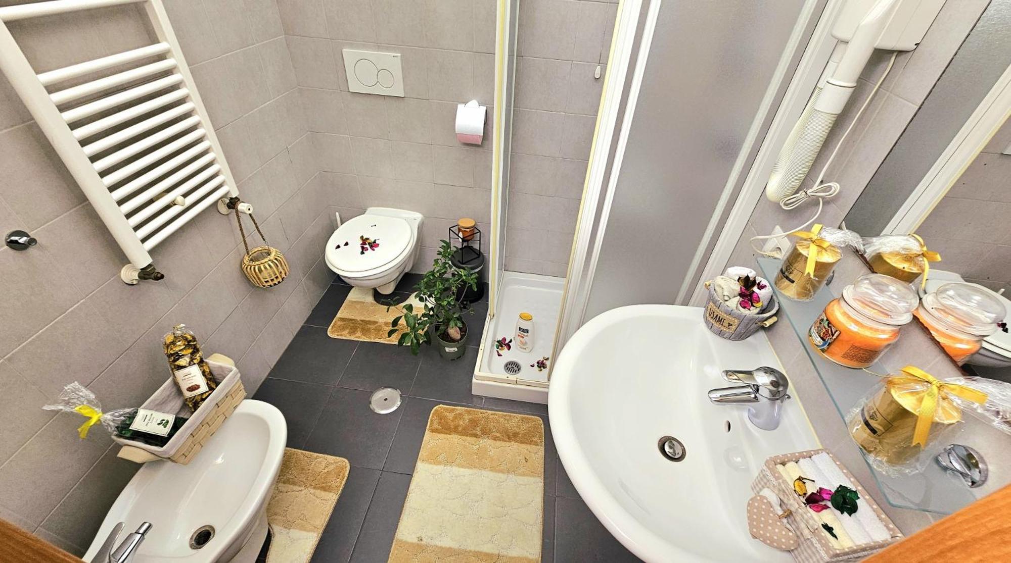 Апартаменты A Casa Simpatia Рим Экстерьер фото